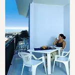 Cozy With Outdoor Pool Бібіоне